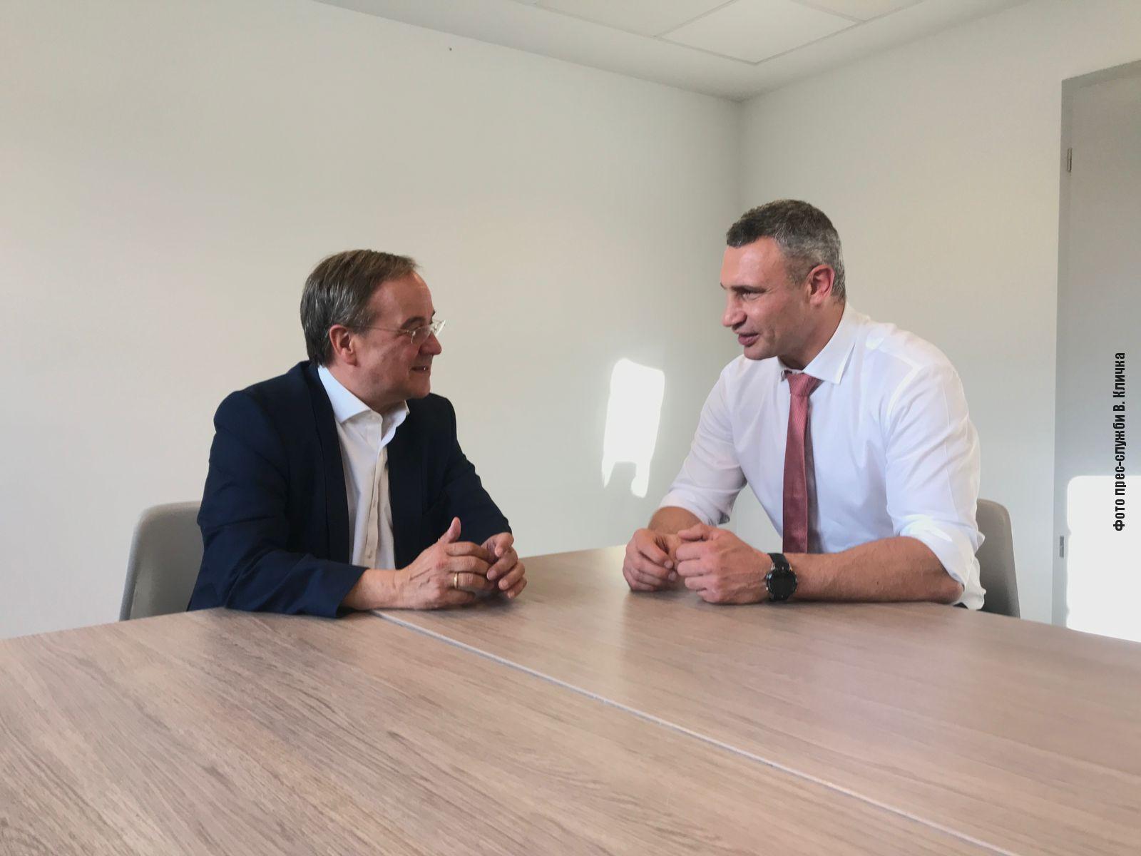 Кличко обговорив з Лашетом небезпеку для України та Європи від &quot;Північного потоку-2&quot;