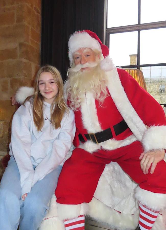 Вікторія Бекхем показала, як святкує Різдво у родинному колі (фото)