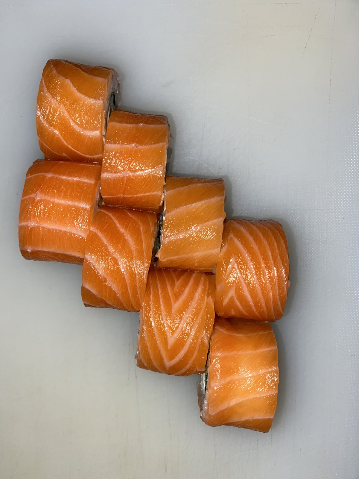 Готуємо суші &quot;Філадельфія&quot; вдома, як у ресторані: шеф-кухар поділився важливим секретом