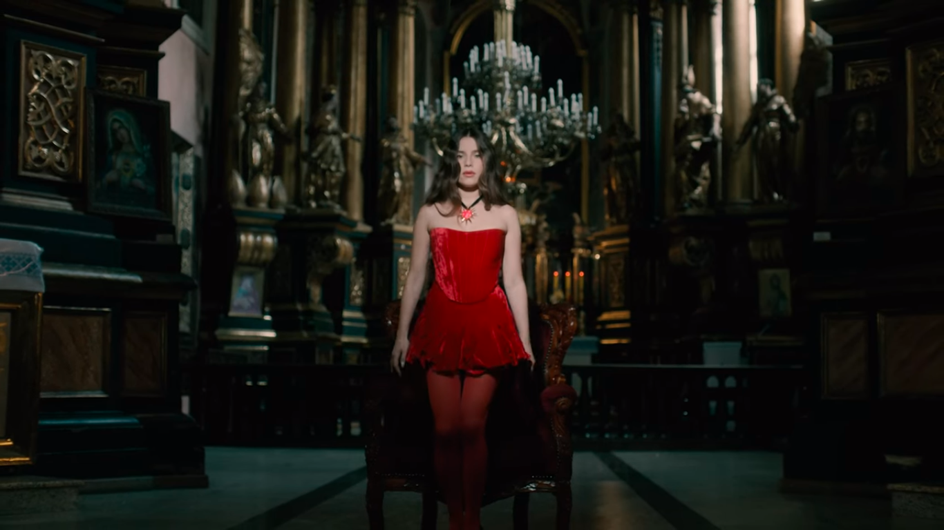 Львовскую церковь &quot;отмаливали от осквернения&quot; из-за клипа Соловий и Жадана