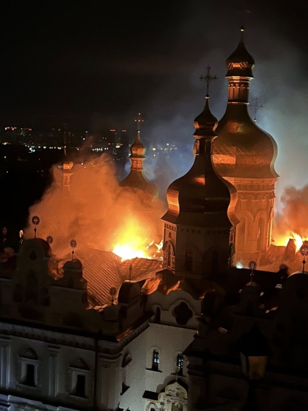 Russian strike damages Kyiv's UNESCO-listed Lavra complex