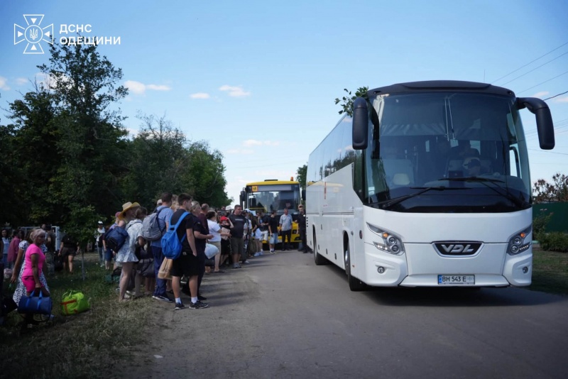 Second Russian strike on train in Odesa region leaves child injured: Footage