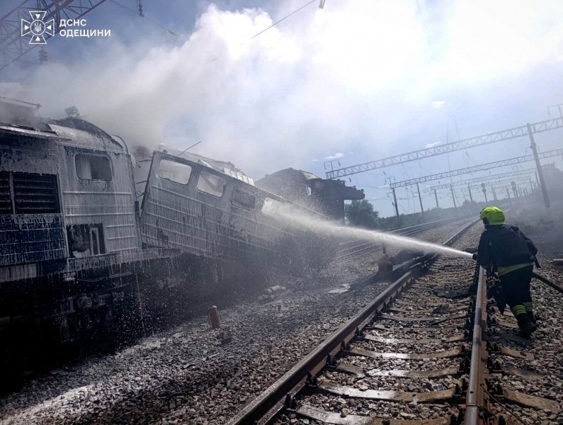 Second Russian strike on train in Odesa region leaves child injured: Footage