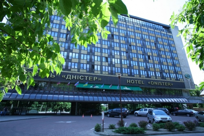 Этими львовскими гостиницами владеют бывшие граждане России. Запомните эти названия