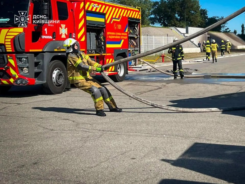 Russia's overnight attack hits major warehouses and businesses near Kyiv: What we know