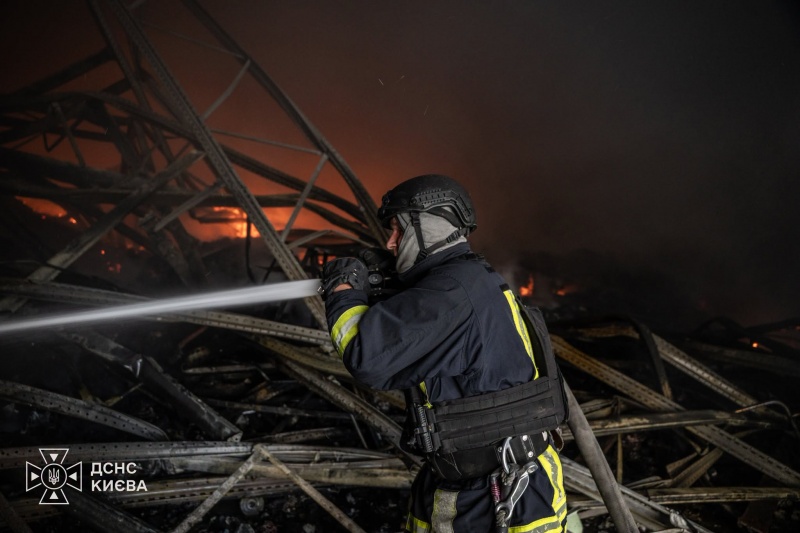 Number of injured in Kyiv climbs to 13 after Russian strike: Footage of aftermath