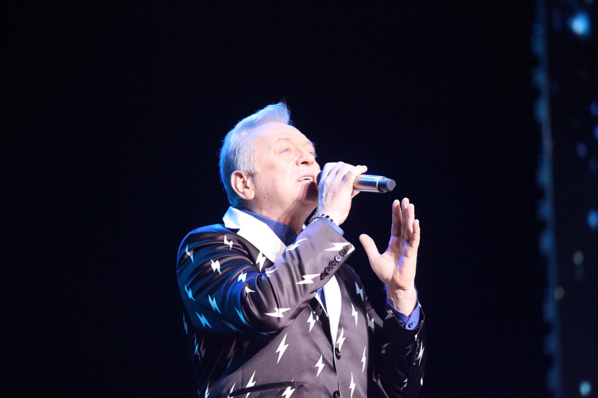 Де зараз співак Олег Шак, який виступав з Яремчуком і хотів стати військовим (фото)