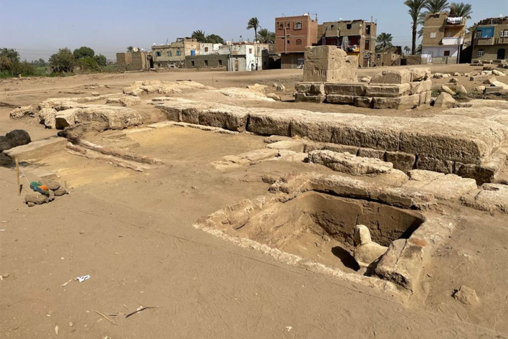 Сфинкс с улыбкой. Археологи показали редкую находку, которой около 2000 лет (фото)