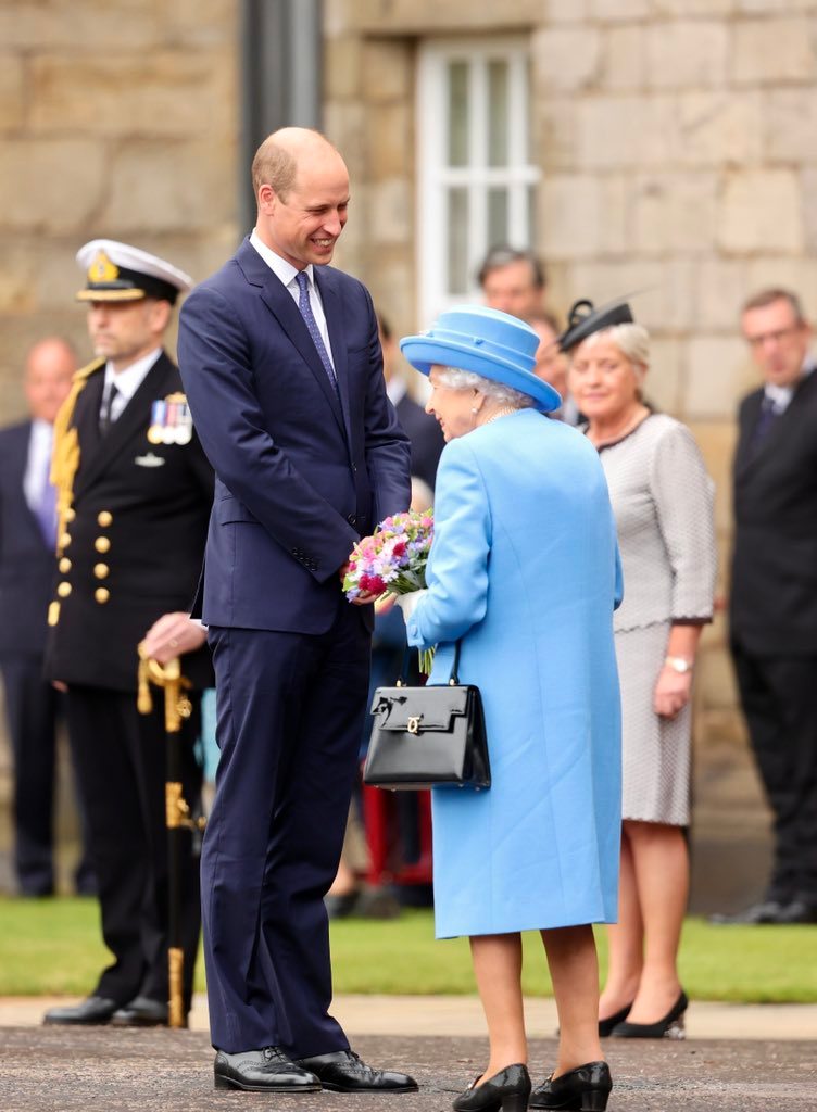 Королівська сім'я показала рідкісні фото принца Вільяма: на деяких - він не схожий на себе