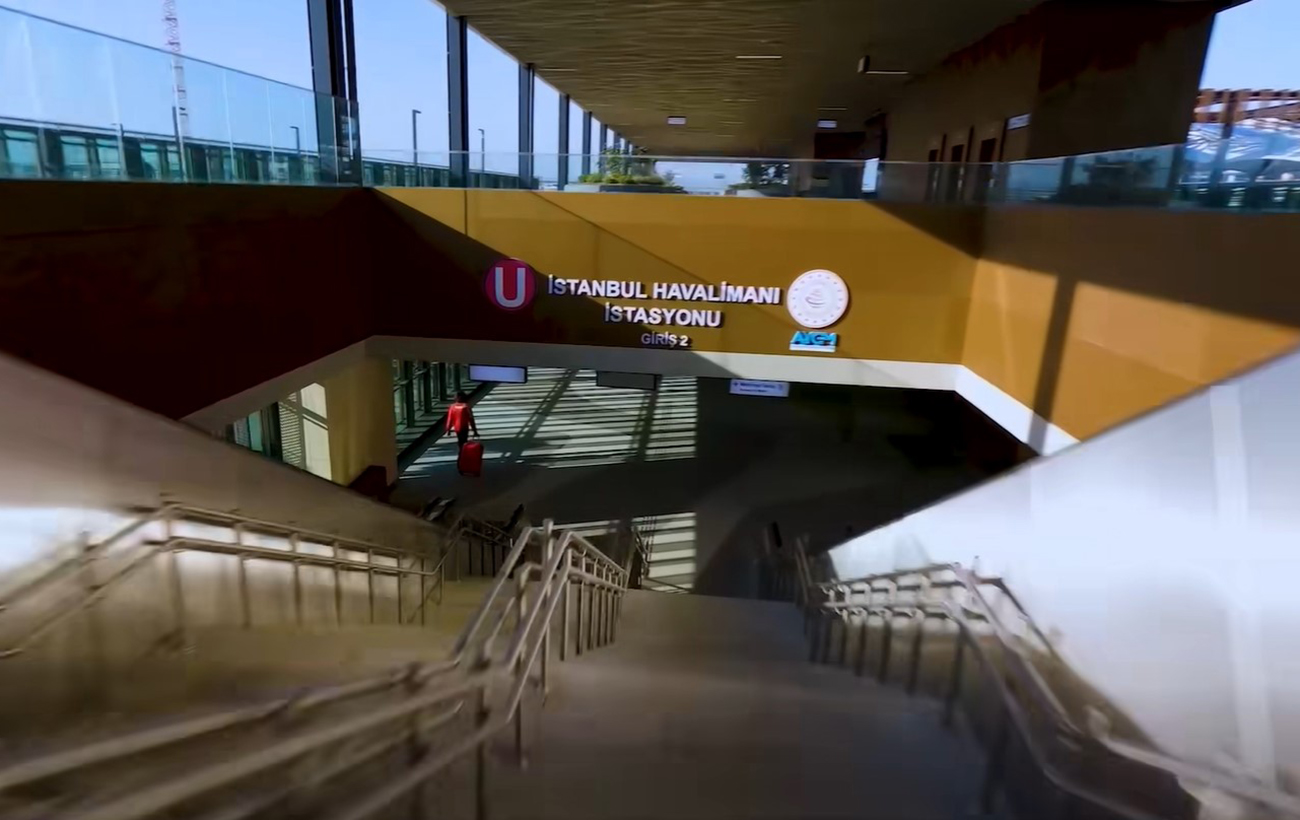 24 минуты из центра города. В главный аэропорт Стамбула провели скоростное метро