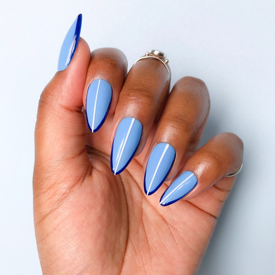 Новинки маникюра на осень: 7 идей трендового темно-синего &quot;френча&quot;