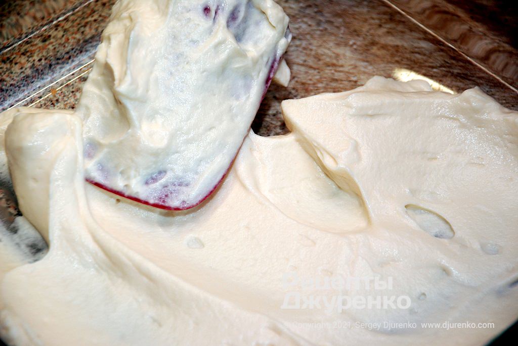 Кулінар поділився простим рецептом розкішного тірамісу: впорається навіть новачок!