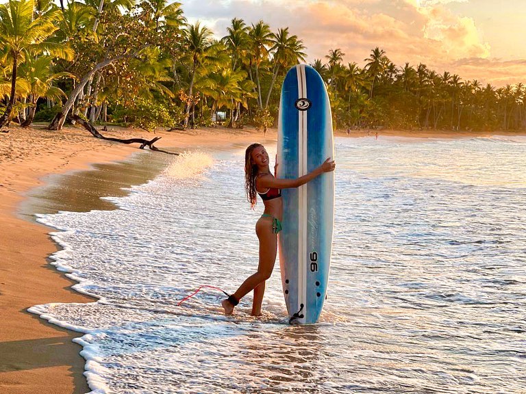 Спортсмен-серфінгіст: як виглядає рідний брат Каті Осадчої (фото)