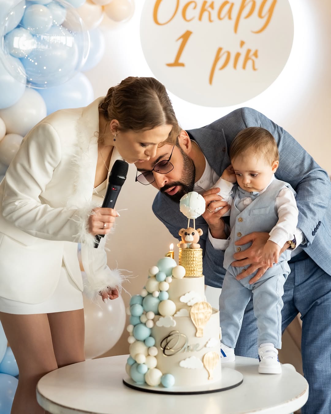 Жена Козловского показала трогательные фото с празднования дня рождения сынишки Оскара