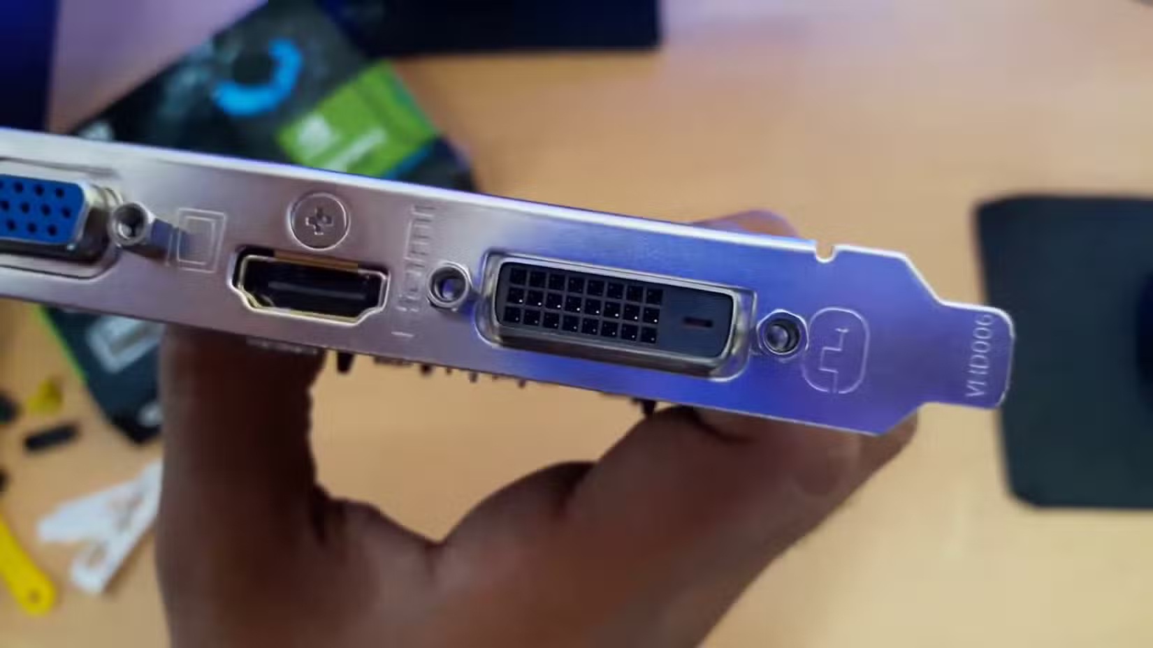 Як розпізнати підроблену відеокарту і не попастися на шахраїв