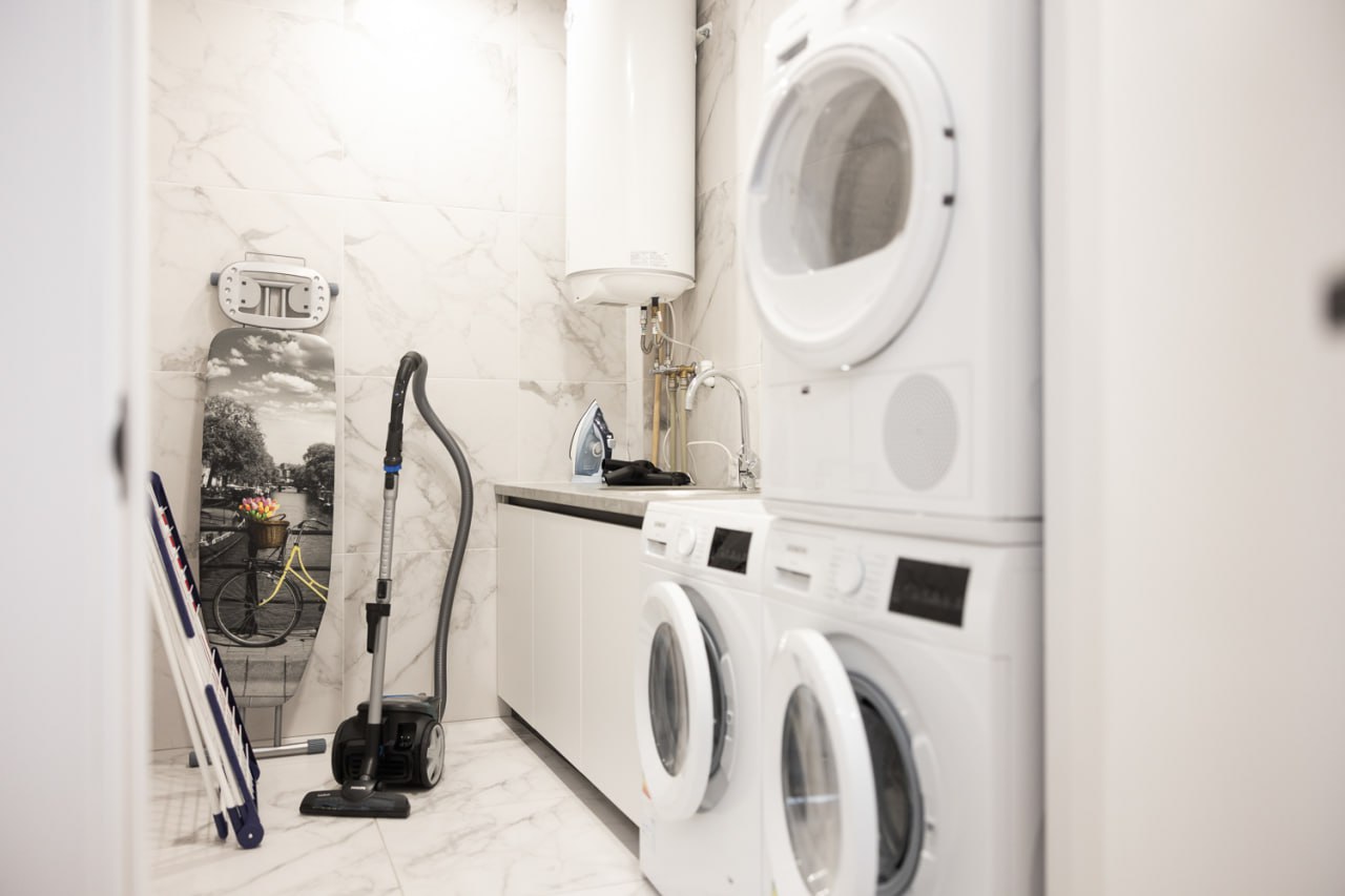 Олена Зеленська заселила багатодітну родину у новий будинок: &quot;Передала ключі&quot;