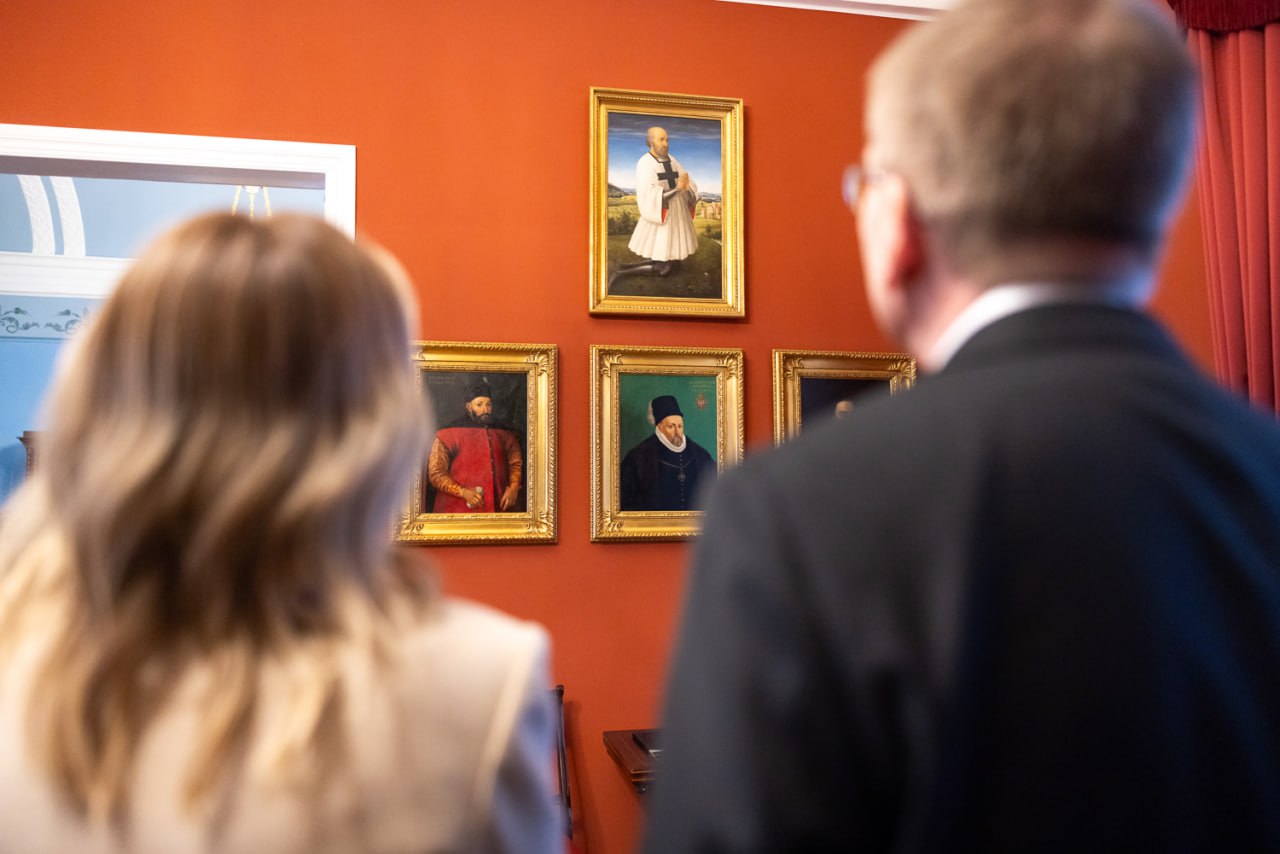 Елена Зеленская покорила президента Латвии нежным образом (фото)