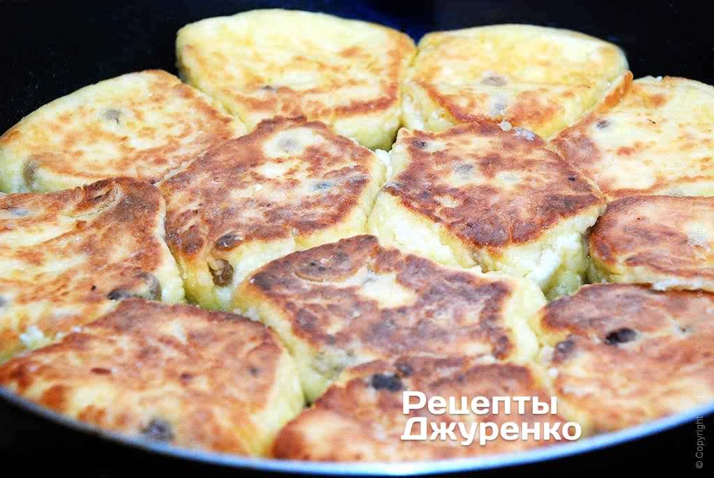 Кулинар поделился простым рецептом сырников, которые получаются всегда