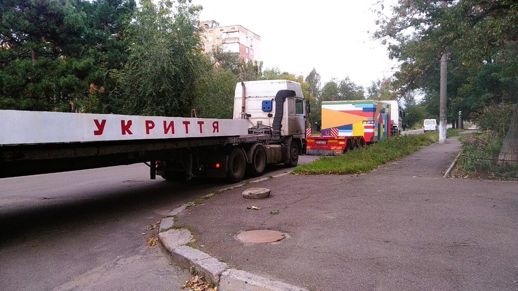 В Николаеве поставили первую остановку-укрытие: как она выглядит