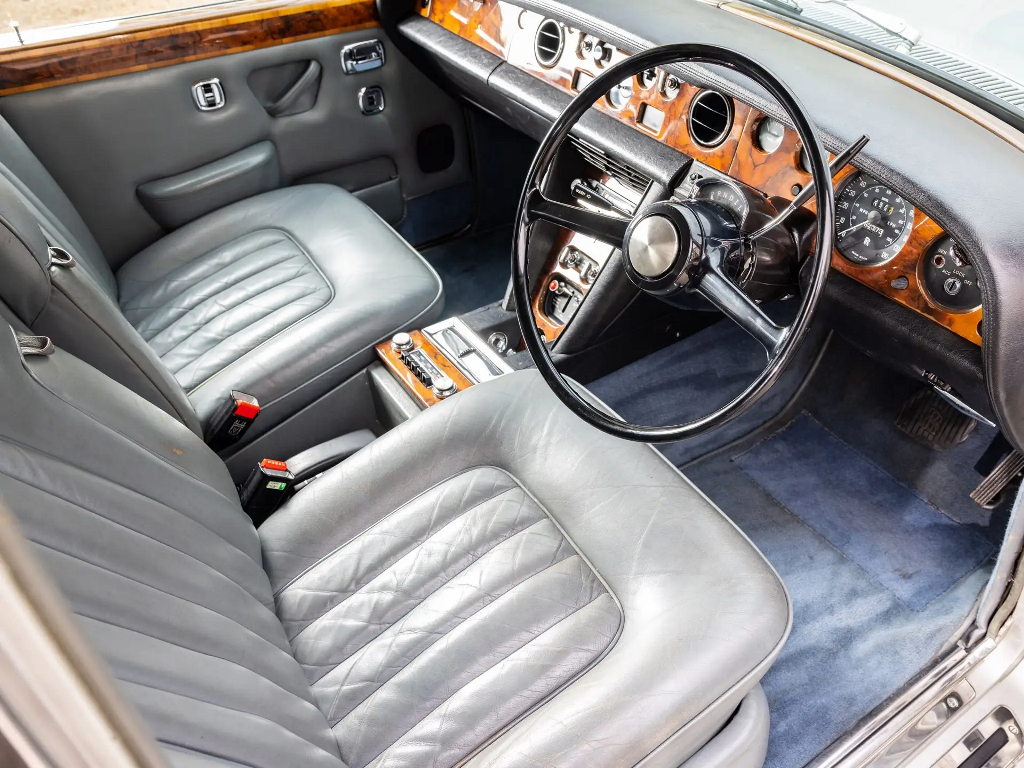 &quot;Не міг залишатися осторонь&quot;: хто купив Rolls-Royce Андрія Данилка, який належав Фредді Мерк'юрі