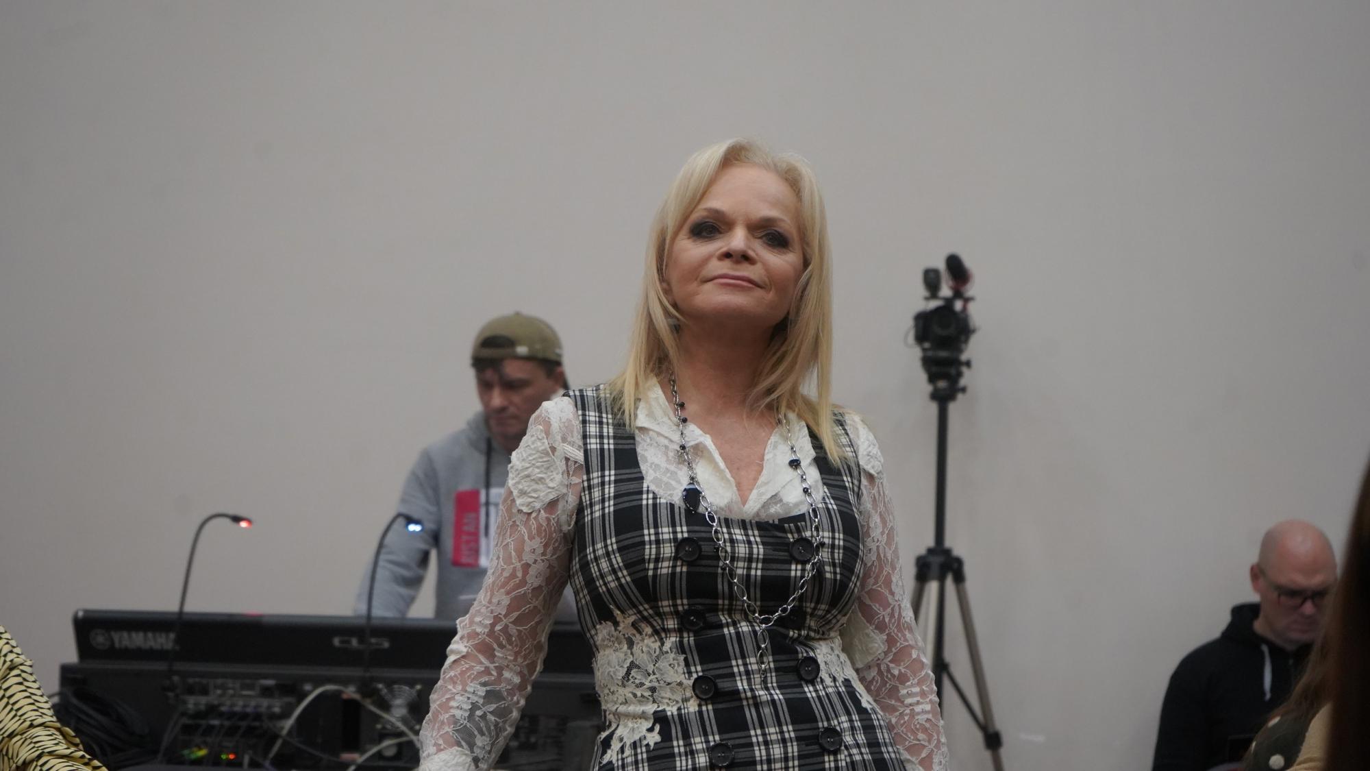 Дивіться, у що перетворилася одеситка Лариса Доліна, яка ненавидить Україну (фото)