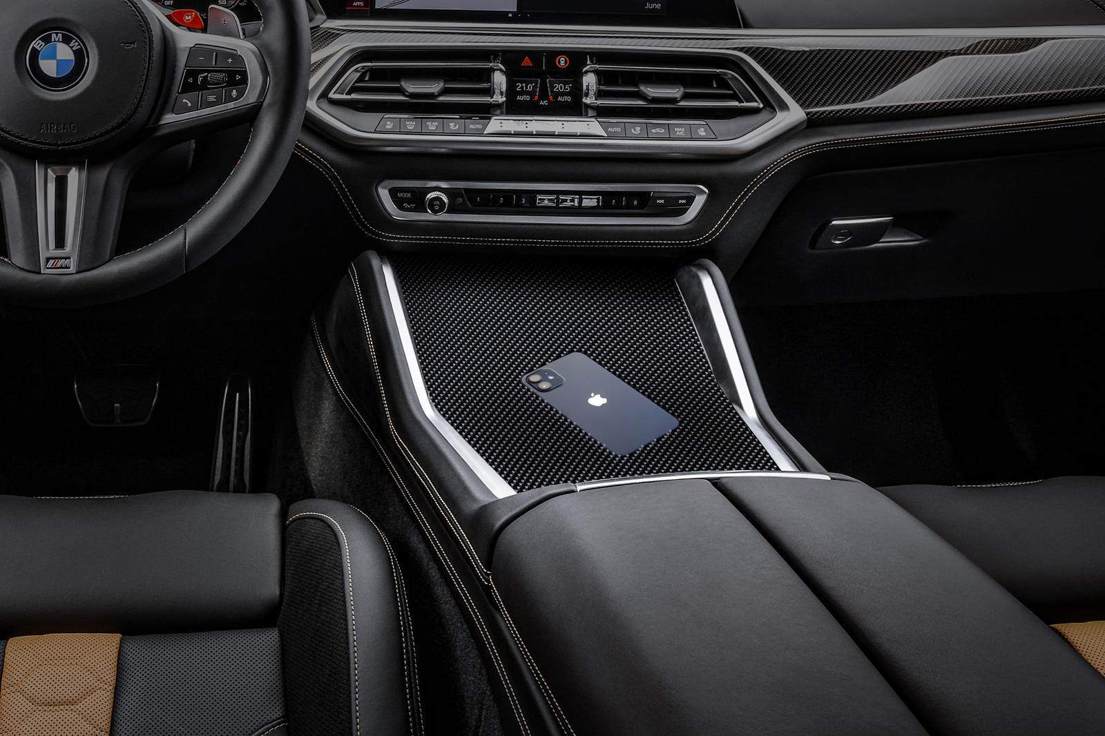 BMW превращает детские игрушки в элементы интерьера своих машин