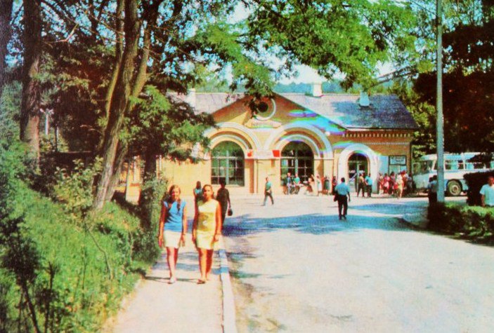 Давай взятку за путевки, либо отдыхай &quot;дикарем&quot;. Какими на самом деле были отпуска в СССР