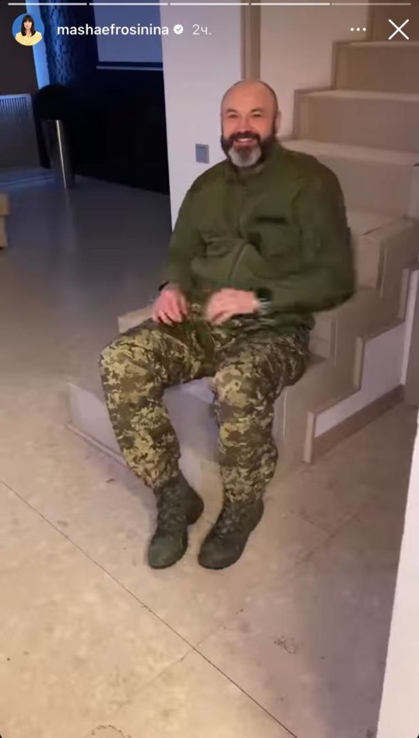 &quot;Мне сильно страшно&quot;: Маша Ефросинина показала проводы своего мужа на фронт