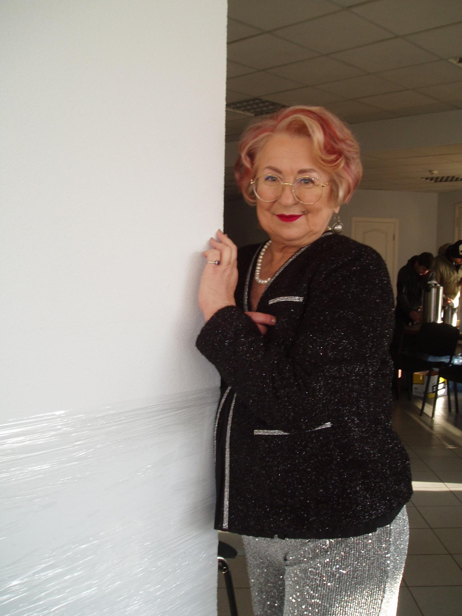 Львовянка установила национальный рекорд по написанию радиодиктанта единства: что известно