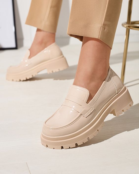 Вот какая обувь будет в тренде в сезоне весна-лето 2023: 5 крутых моделей