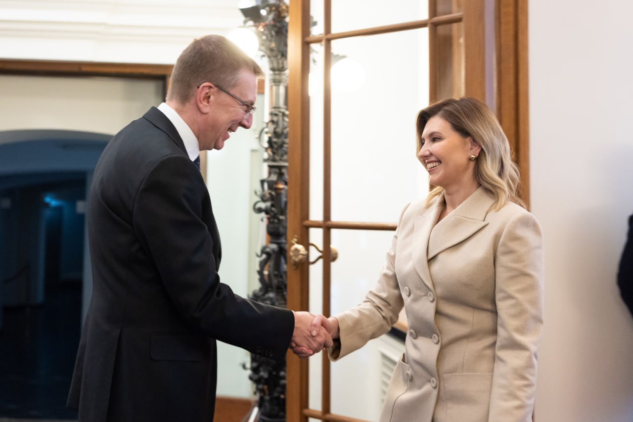 Елена Зеленская покорила президента Латвии нежным образом (фото)