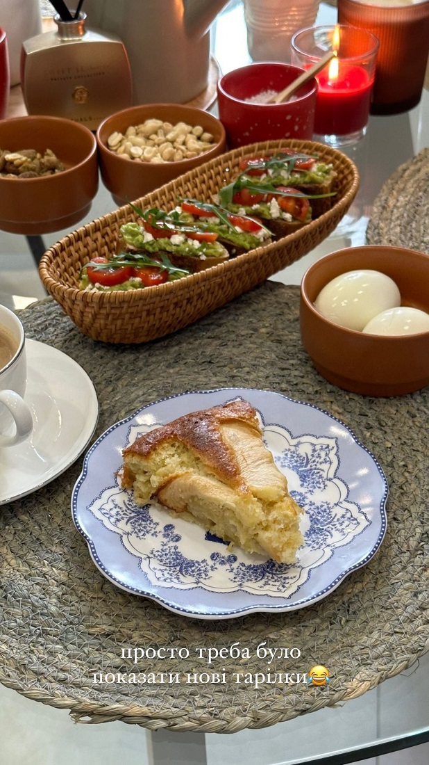 "Паралельно з молитвою": Остапчук показав, як його балує нова молода кохана