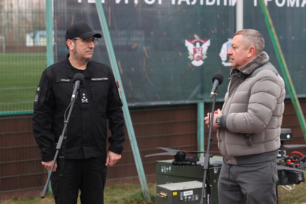 Та сама "Баба Яга". У Вишневому за участі ГУР відкрили пам'ятник легендарному дрону
