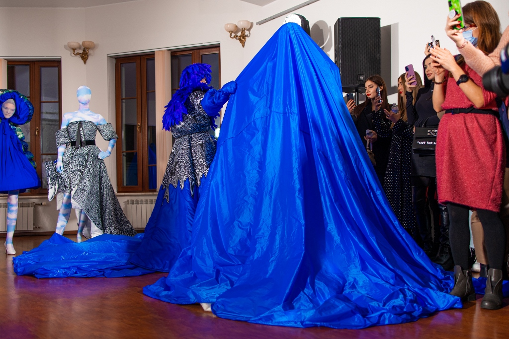 ECO-fashion: перспективний тренд - у новій арт-колекції Андре Тана (фото)