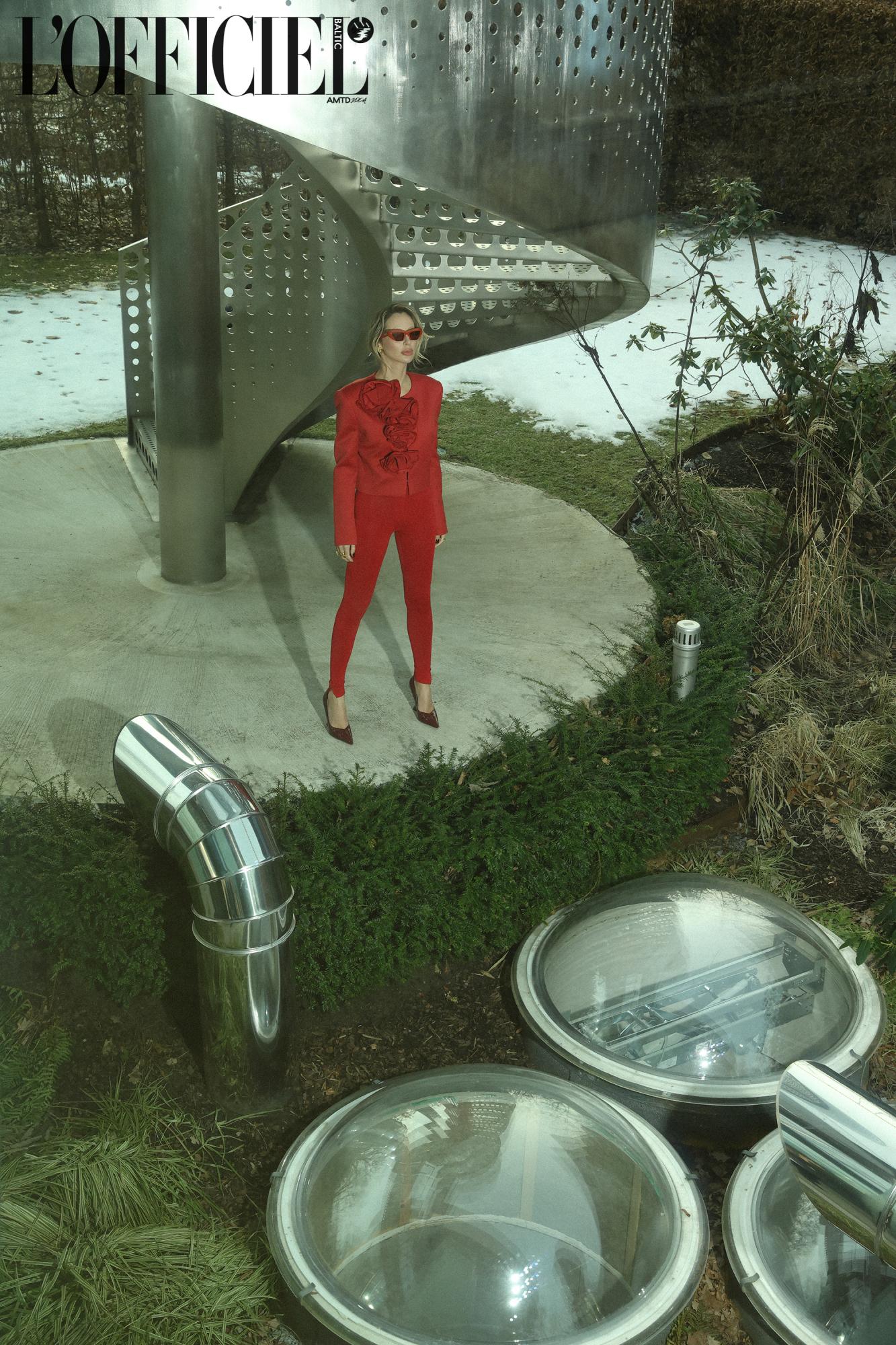 Лобода знялася для модного глянцю: як зараз виглядає співачка (фото)