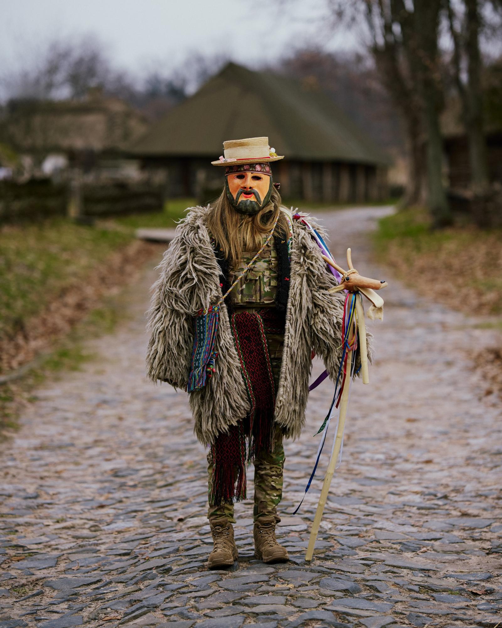 Аби чорти та зло не вхопили! Спецназівці показали дивовижні образи героїв Маланки