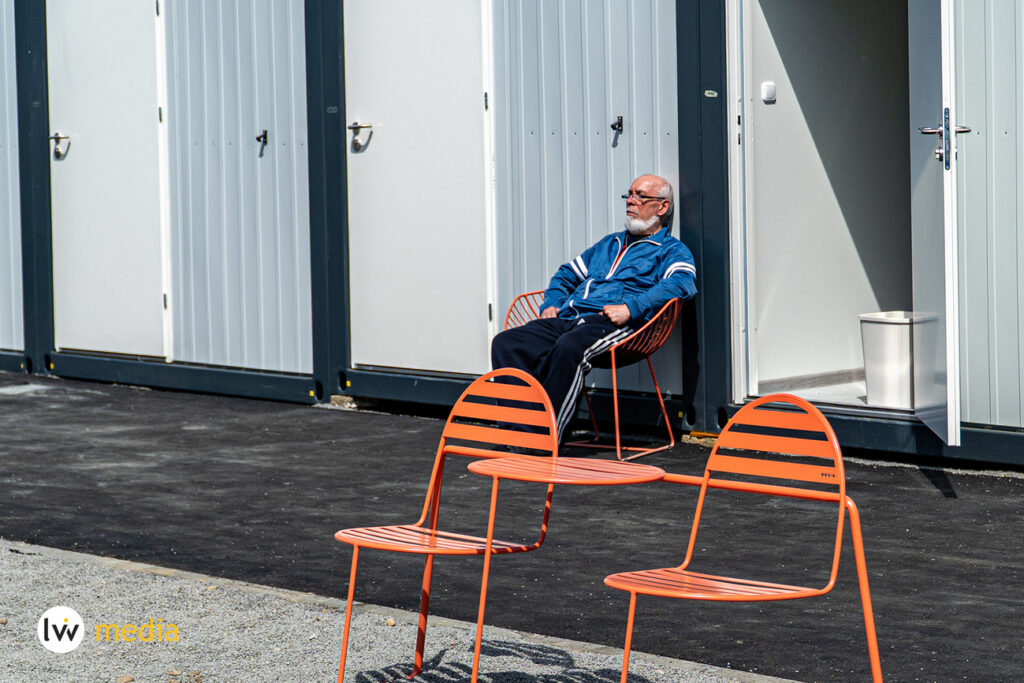 Свет, вода и питание: как выглядит модульный городок для переселенцев во Львове (фото)