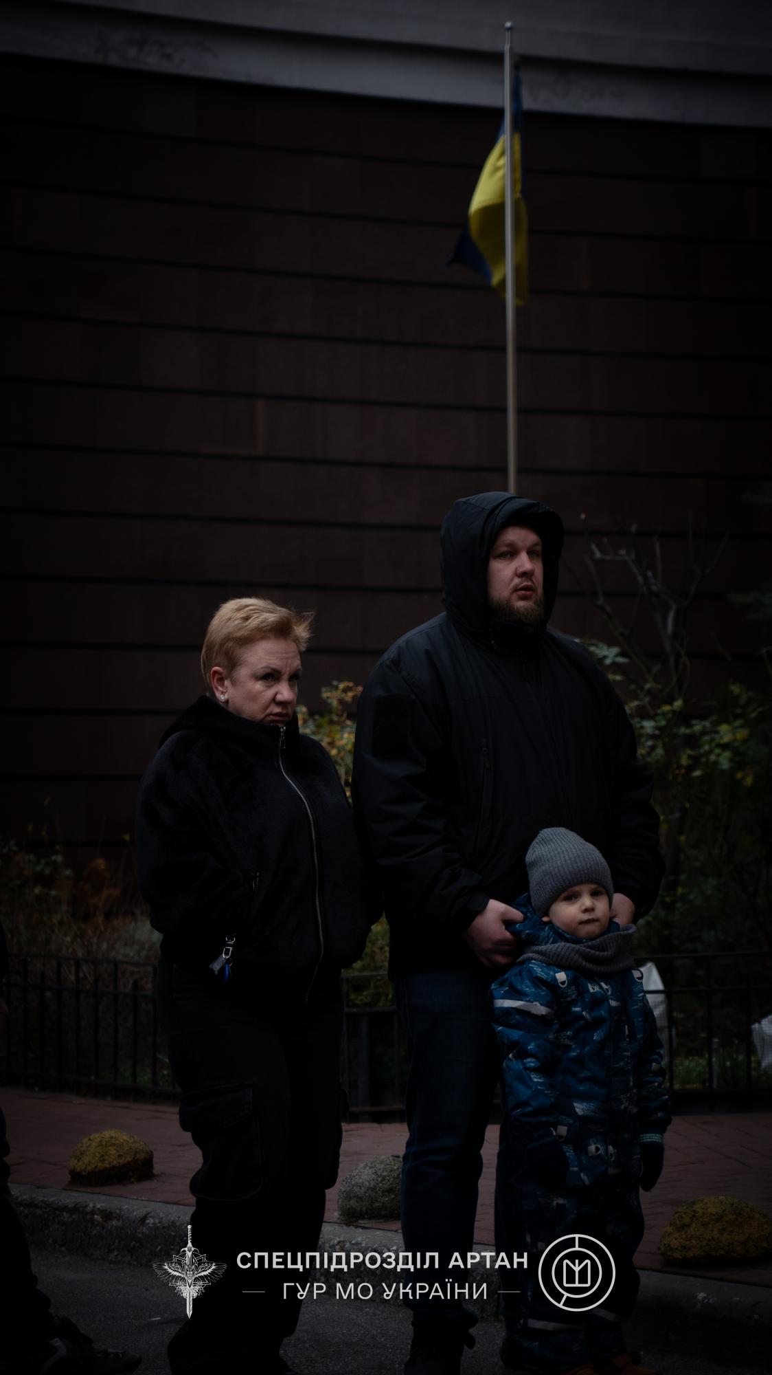 Один із перших висадився в Крим: на честь воїна "Артану" відкрили меморіальну дошку