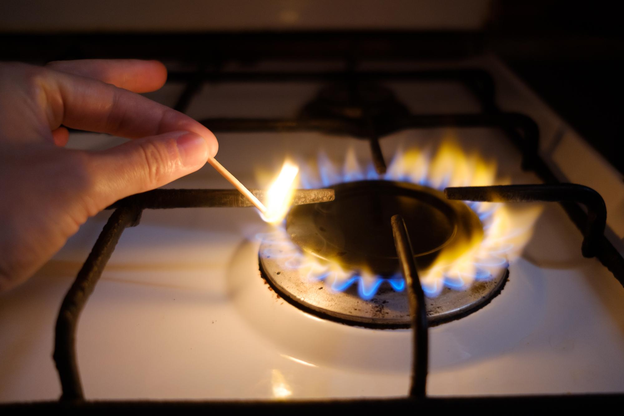 Як підготуватися до тотального відключення світла: правила, необхідні для виживання