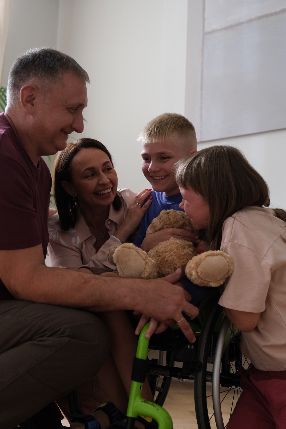 3 приємні моменти, 3 труднощі й 1 несподіванка при прийнятті дитини в родину. Відверті інтерв’ю із усиновлювачами