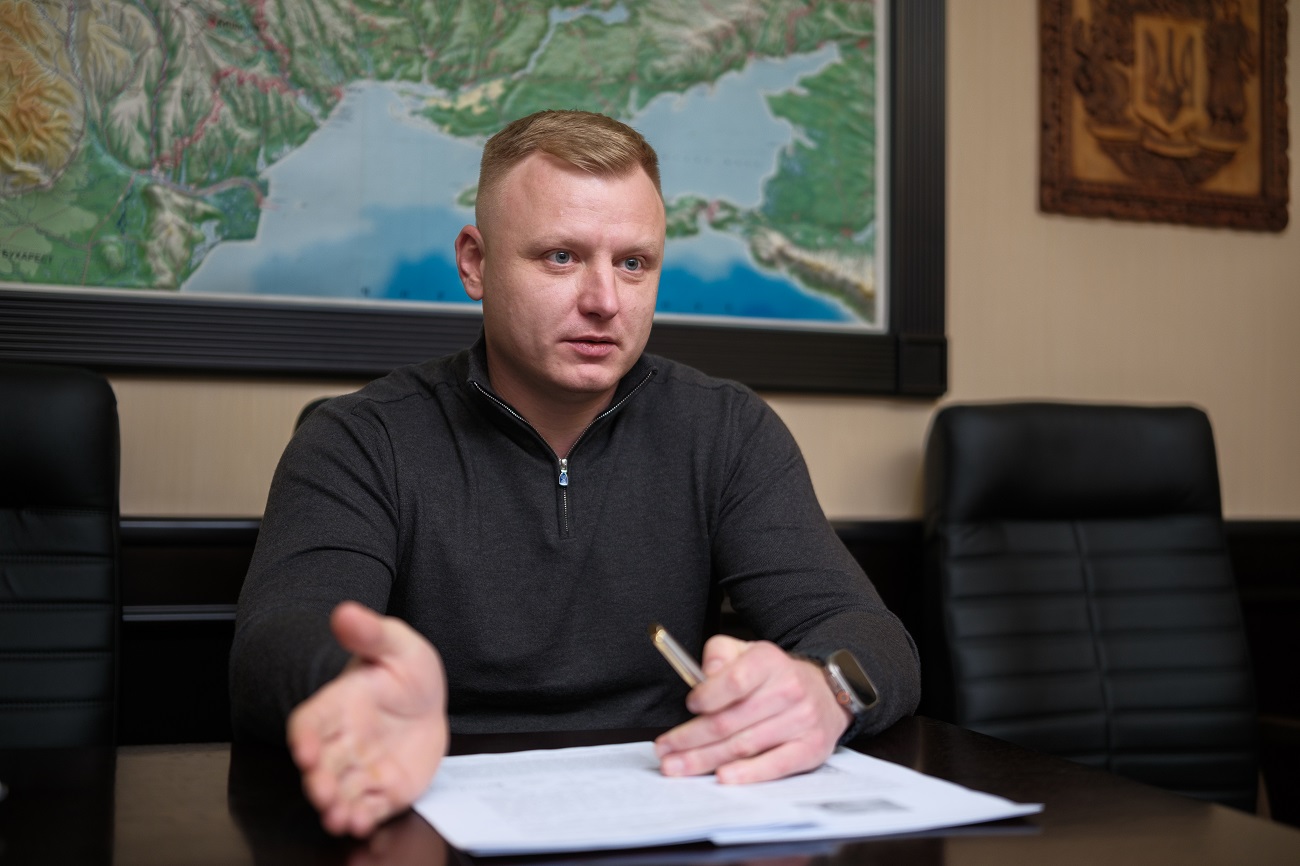 Монети Русі, ікони та трипільські вази. Хто і як вивозить з України національну спадщину