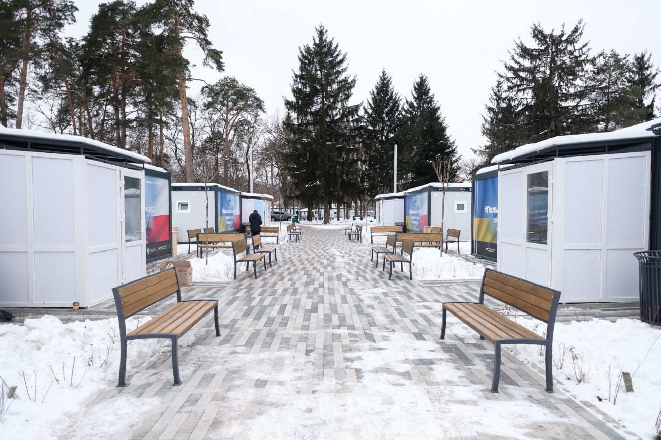 Будинок до перемоги. Як працює модульне містечко Ірпеня та про що мріють його мешканці