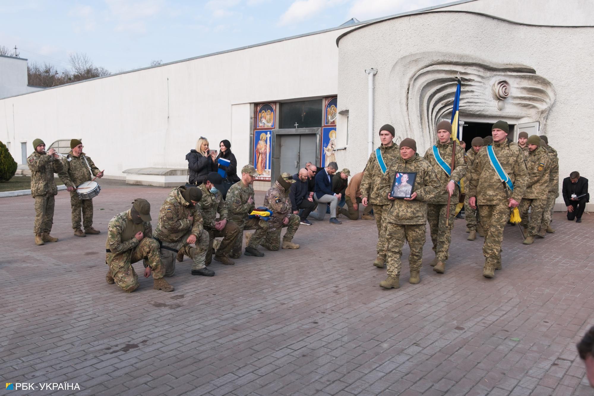 Отдал жизнь за Украину. В Киеве попрощались с 28-летним бойцом из Новой Зеландии