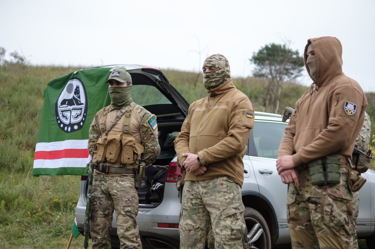 Від статусу біженця до громадянства. Як Україна спрощує умови для іноземних легіонерів