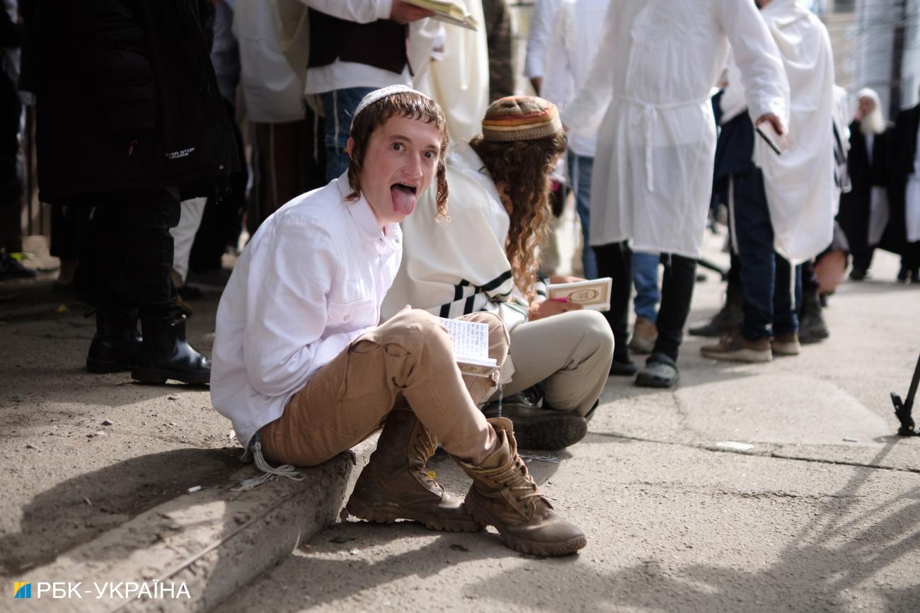 Як Умань приймала хасидів під час війни. Репортаж РБК-Україна зі свята Рош ха-Шана