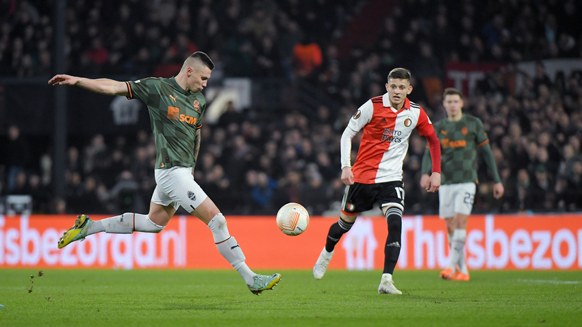 "Шахтар" зазнав повного фіаско з "Фейєнордом" і вилетів із Ліги Європи