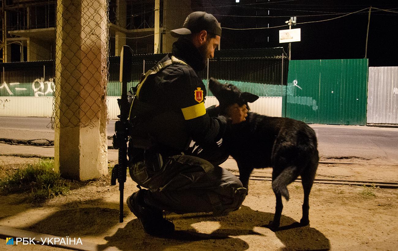 &quot;Готові зустрічати росіян, ласкаво просимо, перестріляємо всіх&quot;. Репортаж з військової Одеси