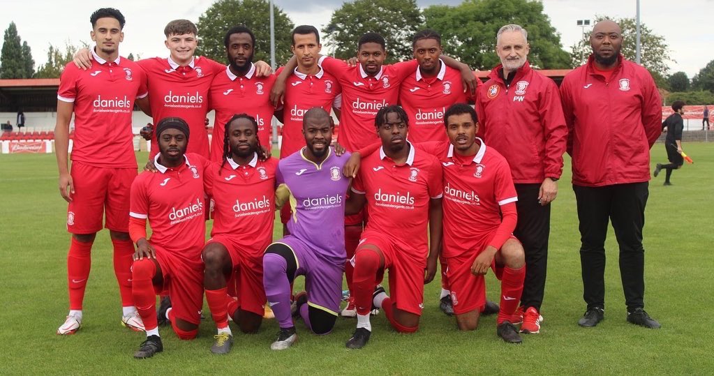 &quot;Худшего начала 2022-го не может быть&quot;: 29-летний футболист утонул во время отпуска (фото)