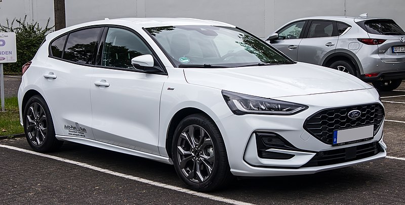 Назван список семейных автомобилей, которые часто ломаются