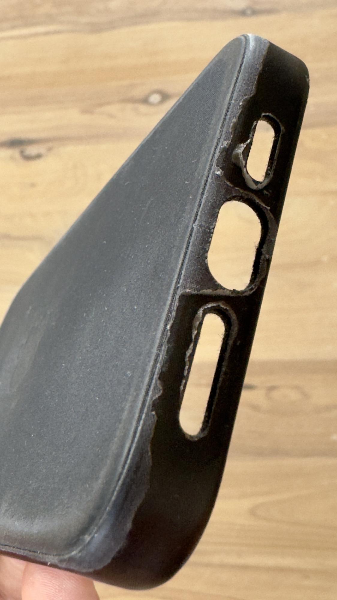 Не покупайте его. Этот аксессуар от Apple стал одним из худших в истории компании - и вот почему